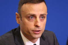 Бербатов съсипа Манчестър Юнайтед след резила срещу Комо: „Мъже срещу деца“