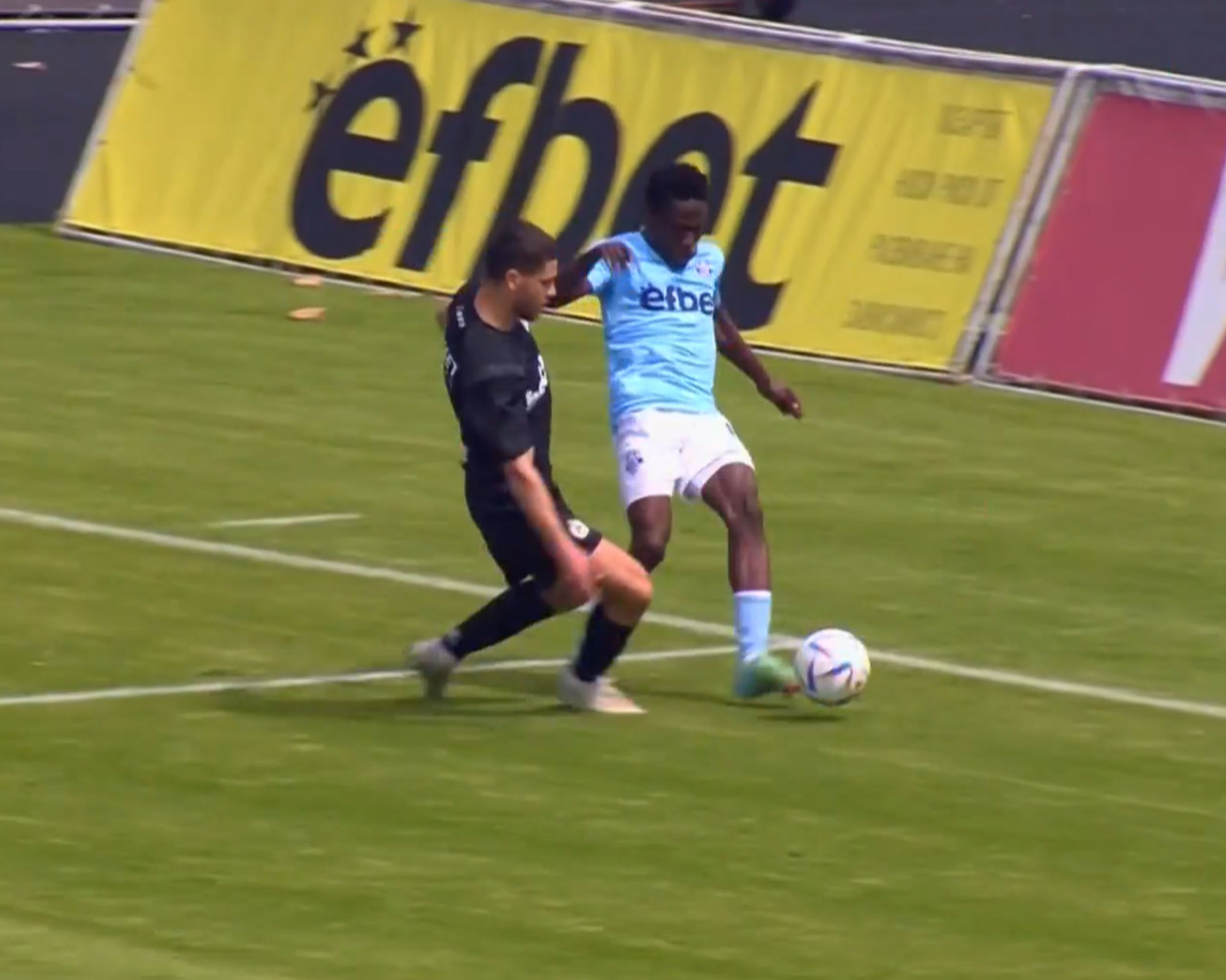 Арда би Славия и чака грешка на ЦСКА 1948