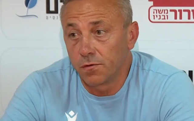 Илиан Илиев определи групата за Апоел Беер Шева