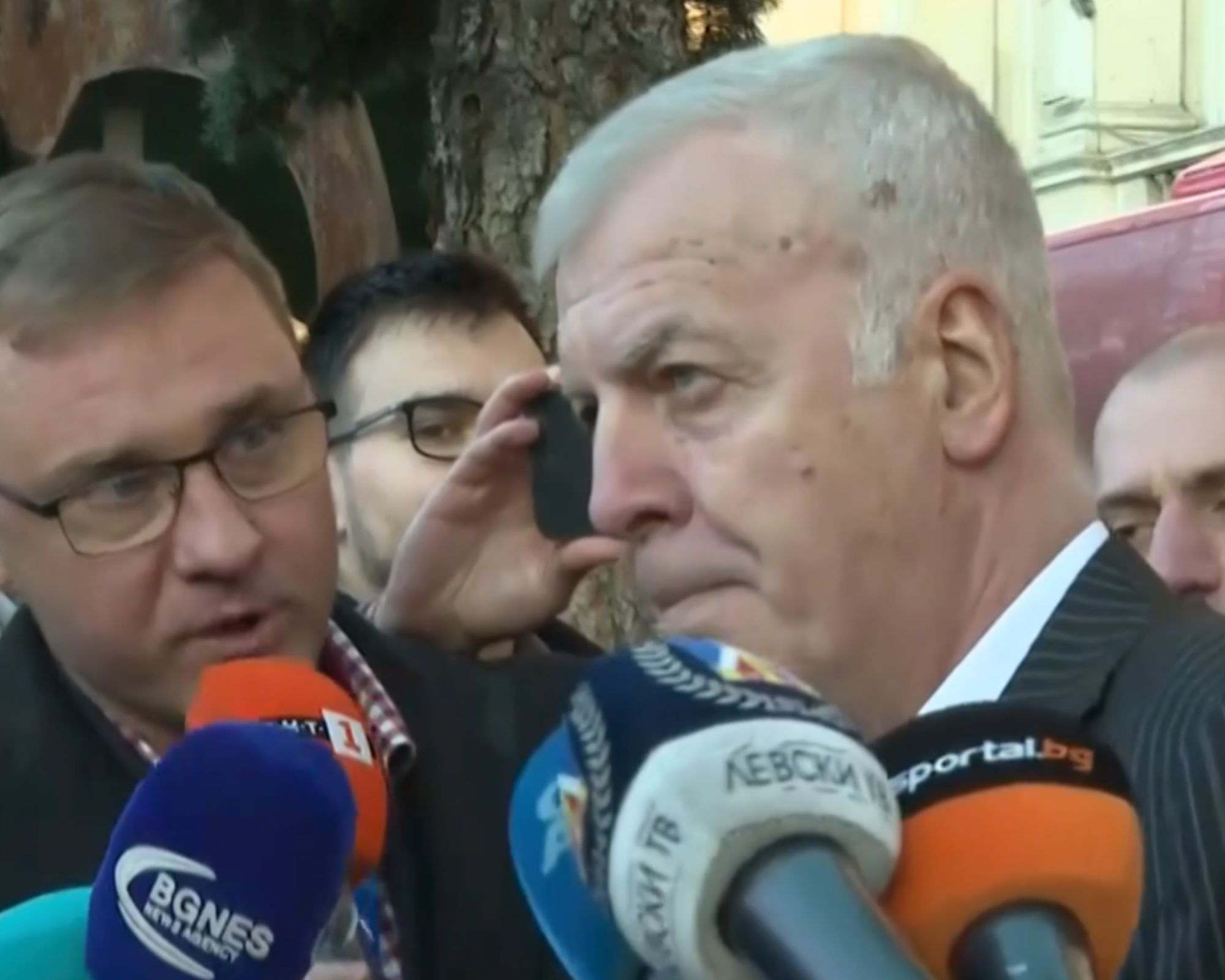 Наско Сираков: През втората част имаше само един отбор на терена