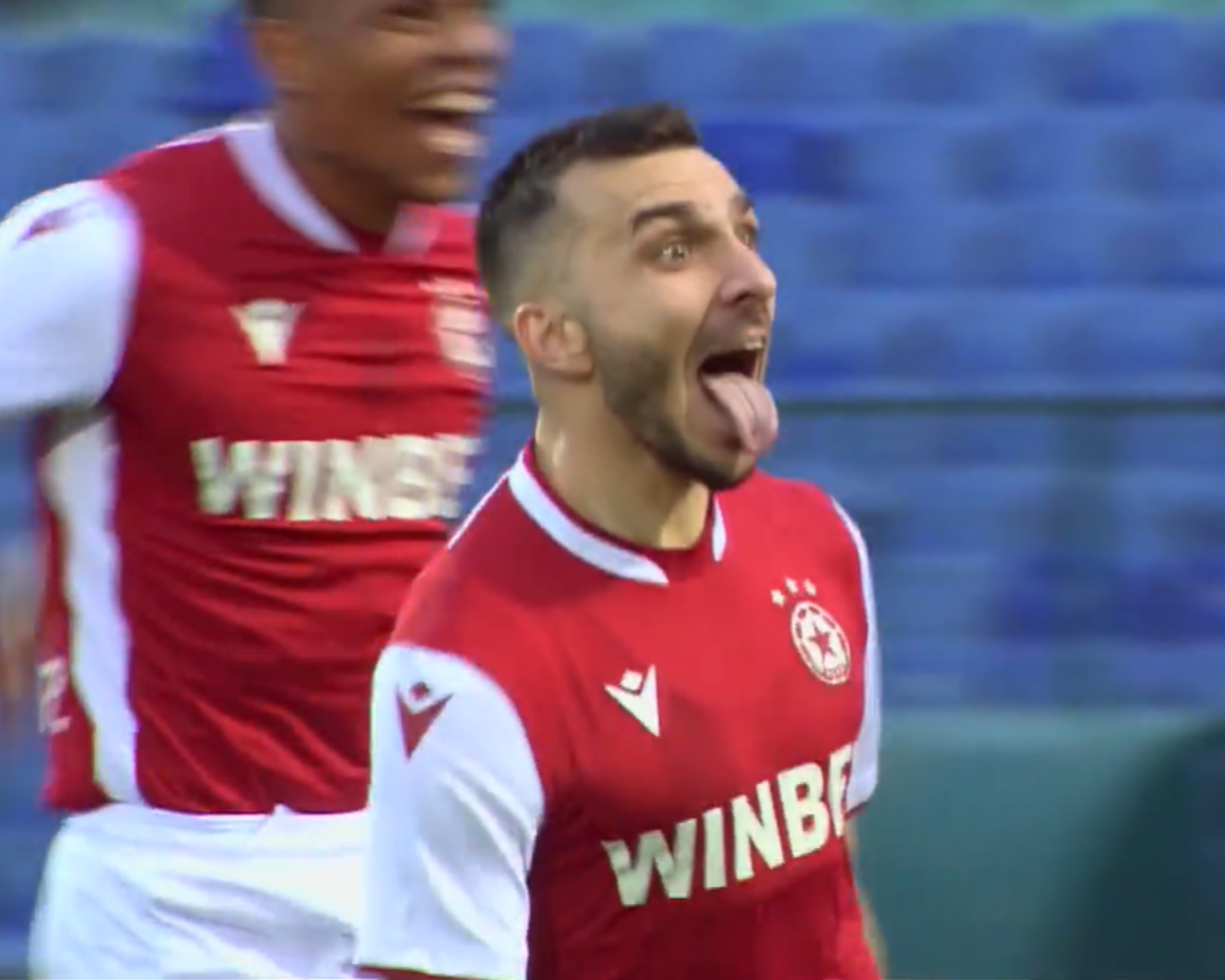 3 гола делят Йоанс Питас от бонус