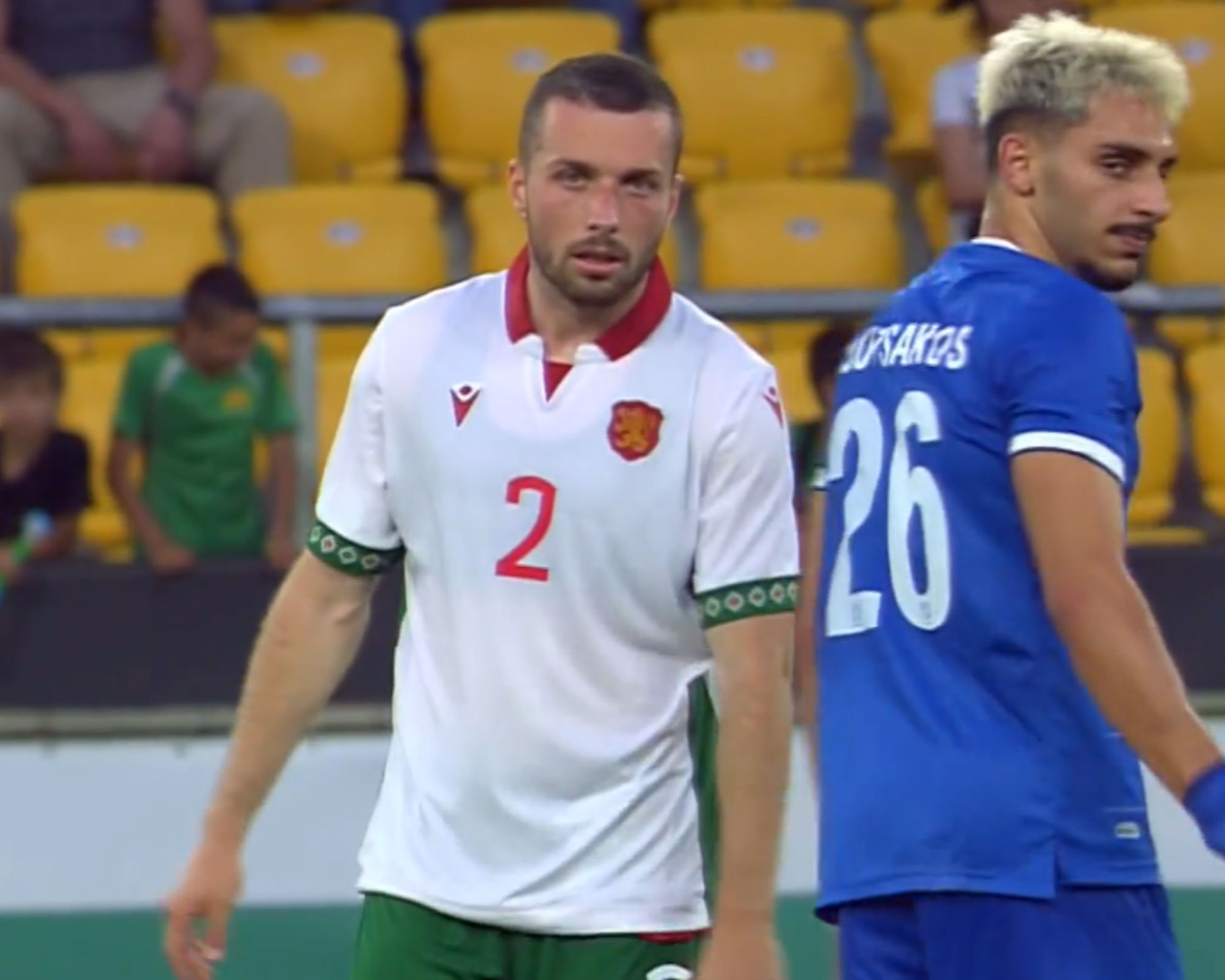 България без Виктор Попов срещу Испания