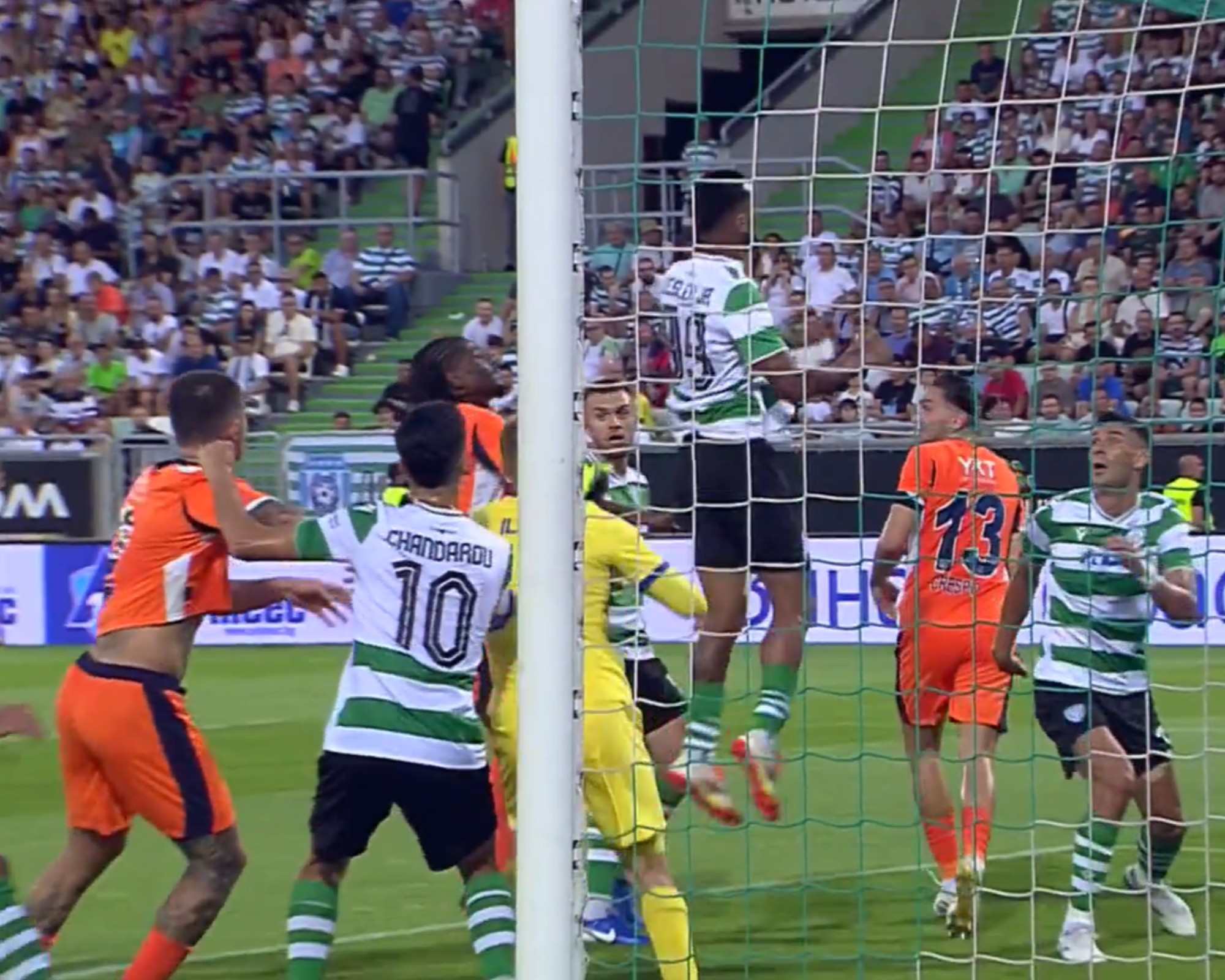 Достойно представяне, но не и резултат – Черно море отстъпи с 0:1 на Башакшехир