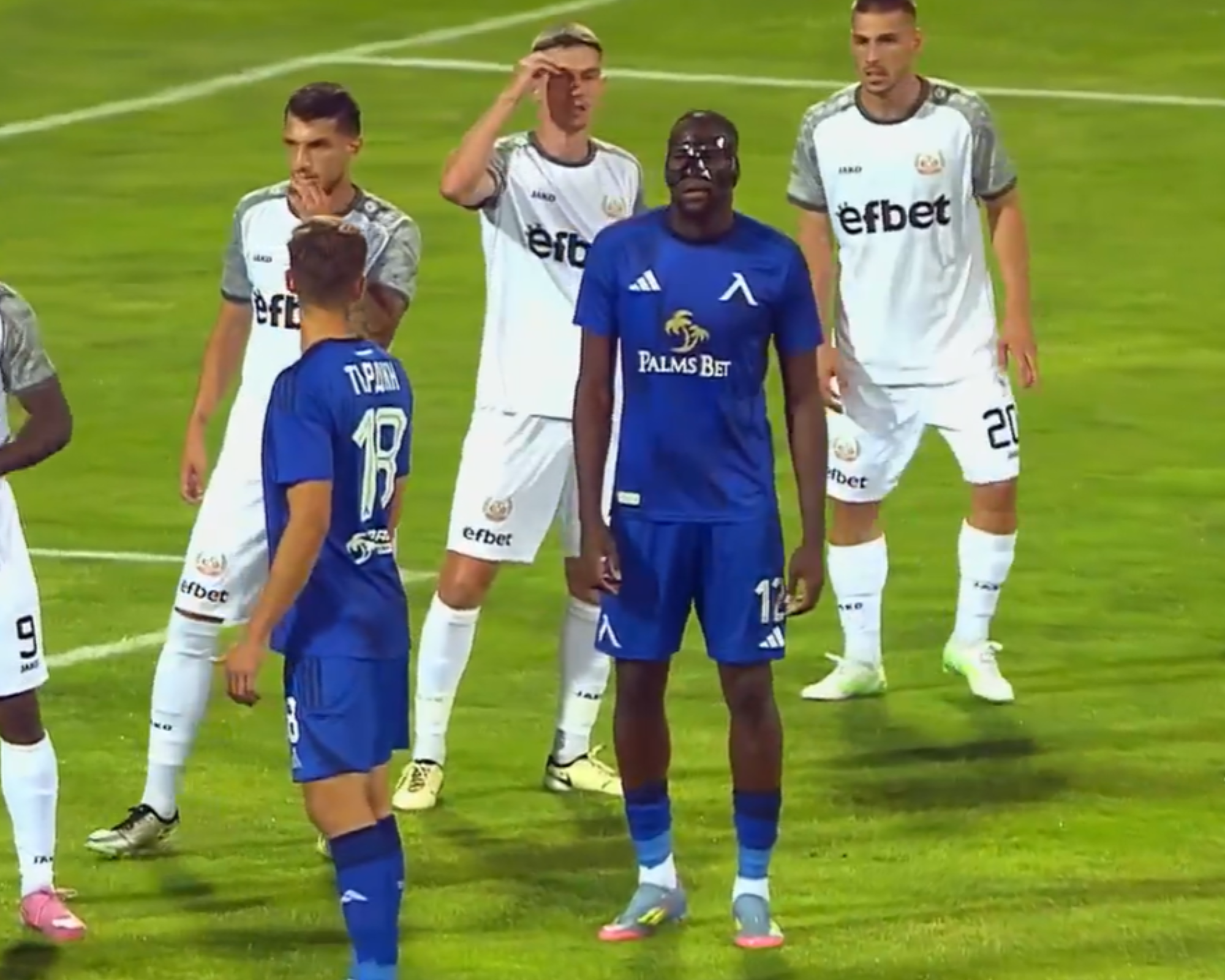 Левски ще забравя загубата в дербито при визита на Монтана