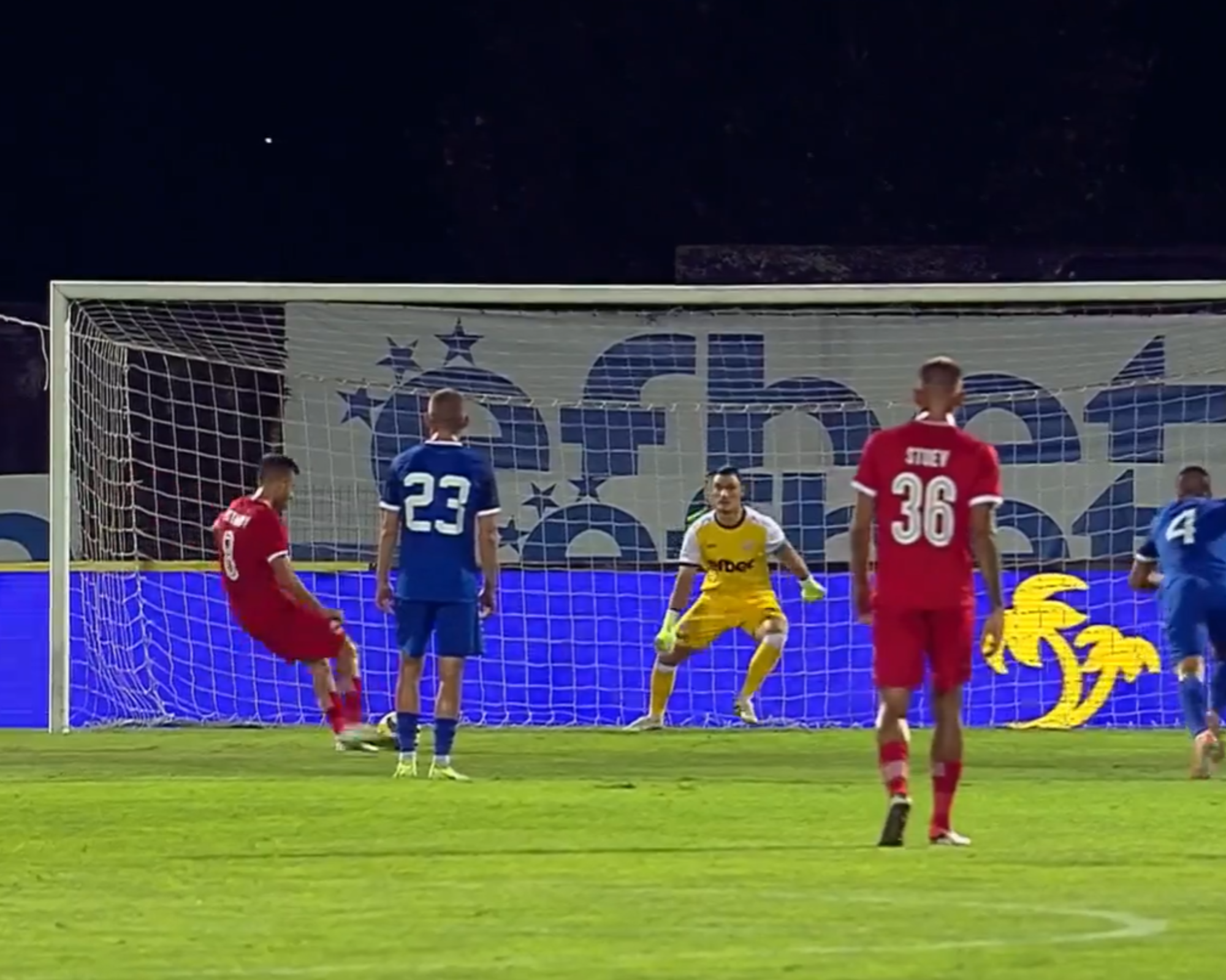 Греди и пропусната дузпа оставиха Монтана и Ботев Враца без победител в Северозападното дерби