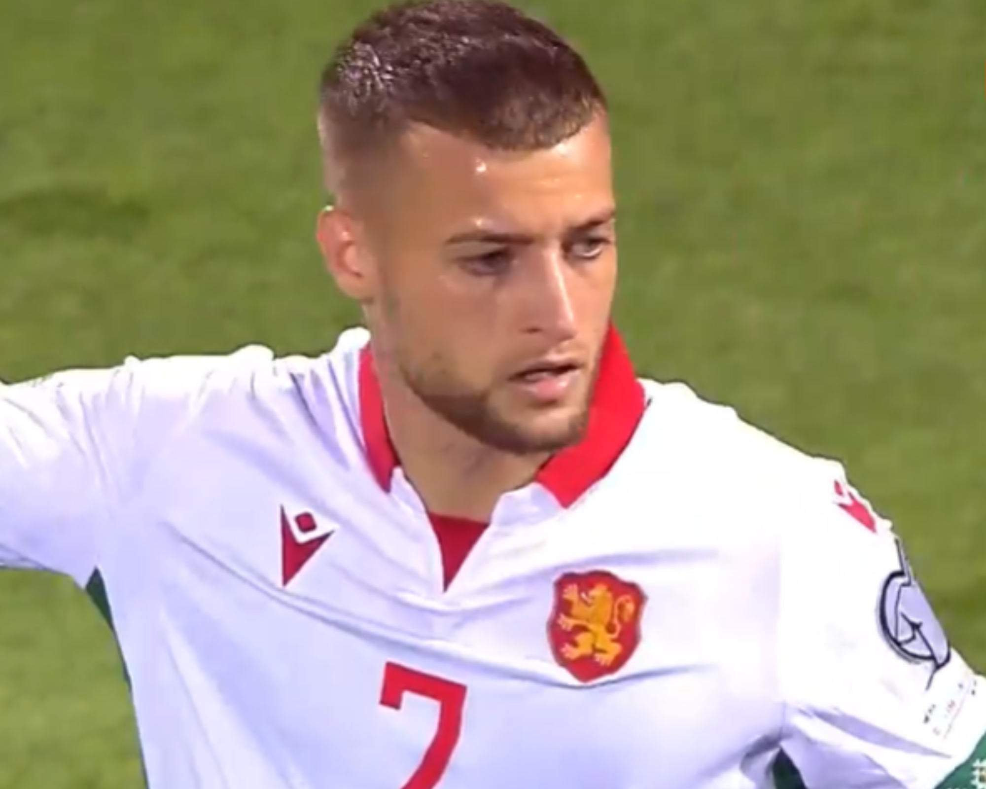 Лоши новини за Фабиан Нюрнбергер – контузи се още в началото на мача на Дармщат