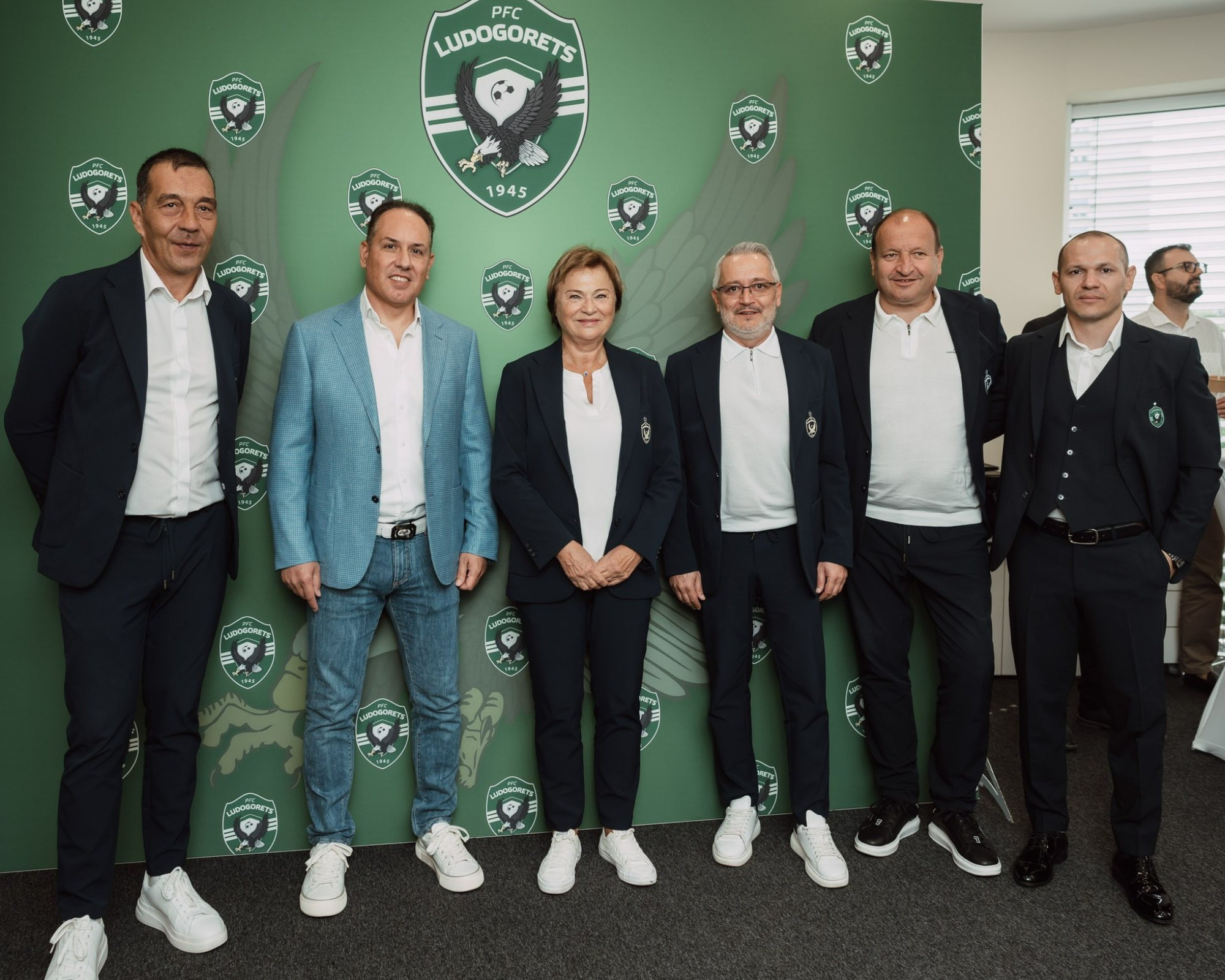 Лудогорец в трескаво търсене на треньор: норвежец е фаворит, Авджъ дебне от засада