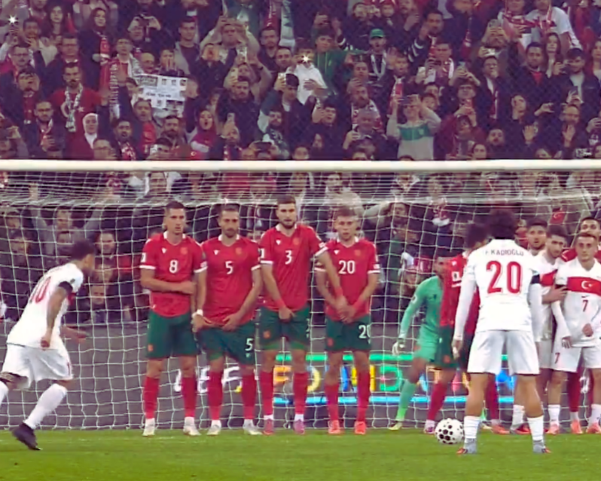 Турция – България 2:0: „Лъвовете“ прегоряха в напрегната квалификация в Истанбул