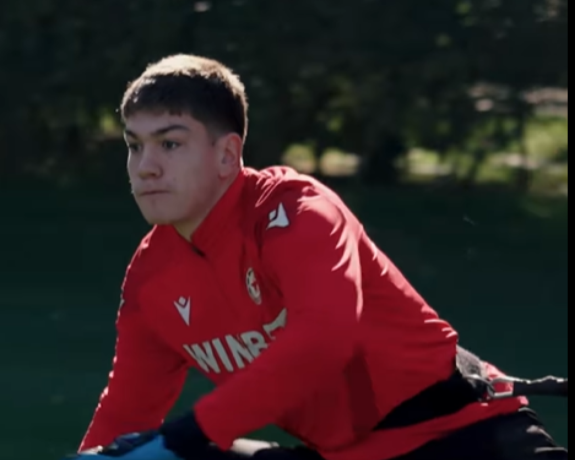 Лапоухов отрече слуховете за трансфер: Щастлив съм в ЦСКА