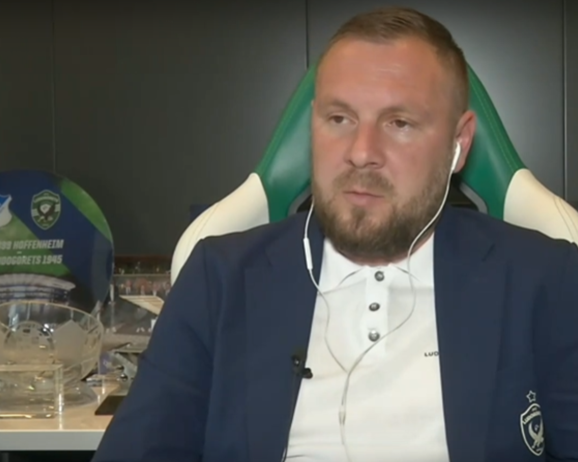 Козмин Моци преговаря за капитана на Университатя Крайова