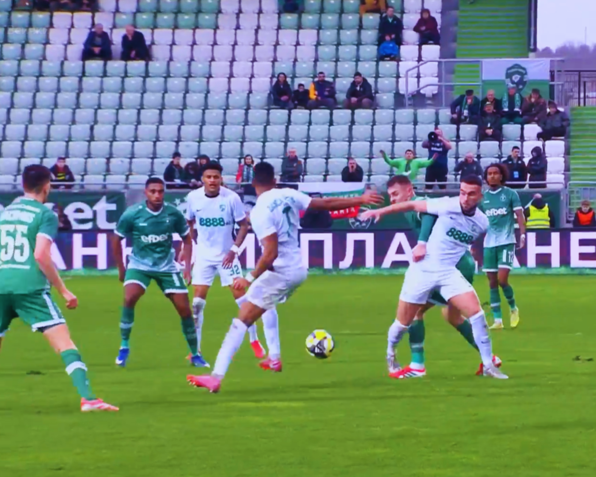 Късен обрат в Разград: Лудогорец пречупи Берое за три минути