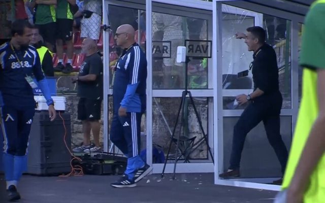 ДК глоби Хулио Веласкес с 210 евро
